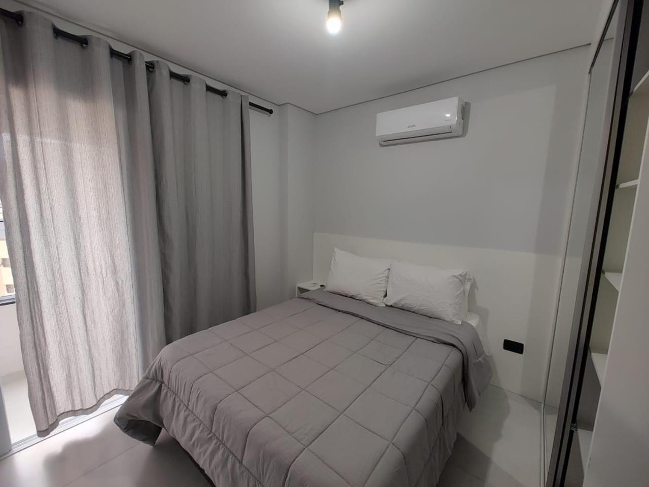Apto Com Lazer Completo, Piscina, Ar, Mercadinho E Pet Friendly A 1 Min Da Praia Praia Grande (Santos) Exteriör bild
